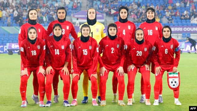 İranın qadınlardan ibarət milli futbol komandası Avstraliyada